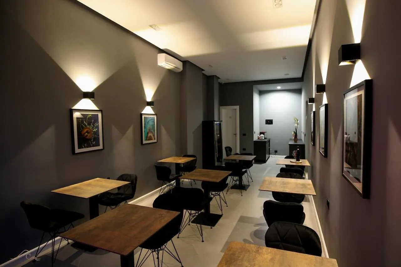 ****  Hotel Libertas Vlorë Albanien